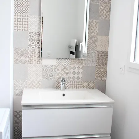 Appartement Le Freesia, A 20m De La Plage, 5 Min Du Centre-ville Roscoff