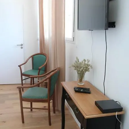 Appartement Le Freesia, A 20m De La Plage, 5 Min Du Centre-ville